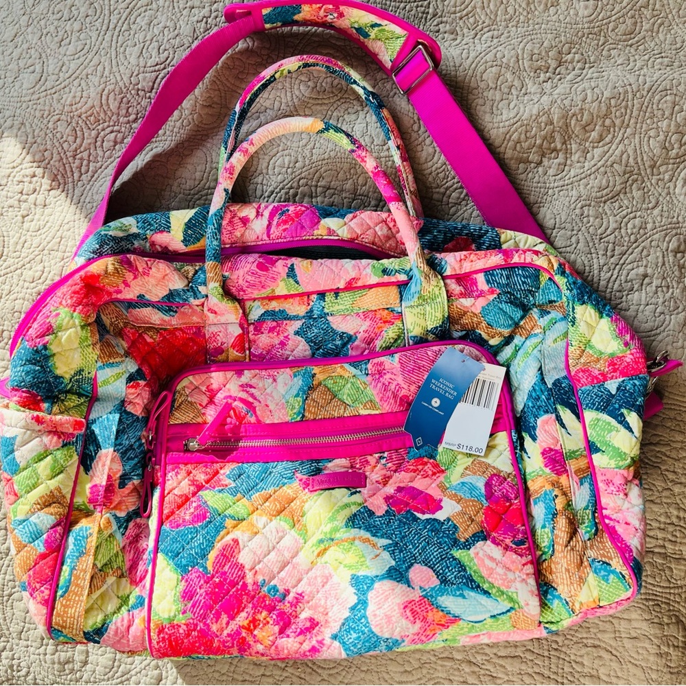 Iconic weekender travel bag